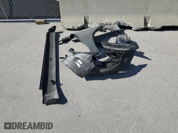 ✅ 2023 Dodge Durango GT • VIN: 1C4RDHDGXPC624950 • Lot: 52185795. Wystawiony na Copart z przebiegiem 37 265 mil. Bezpłatny archiwum sprzedaży aukcyjnych z USA i szczegółowy raport historii pojazdu na DreamBid. Zdjęcie 13.