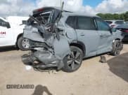 ✅ 2022 Nissan Rogue Platinum • VIN: JN8BT3DC6NW120447 • Lot: 42559369. Wystawiony na IAAI z przebiegiem 13 623 mil. Bezpłatny archiwum sprzedaży aukcyjnych z USA i szczegółowy raport historii pojazdu na DreamBid. Zdjęcie 4.