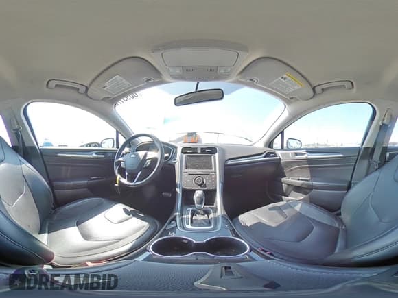 ✅ 2015 Ford Fusion Titanium • VIN: 3FA6P0SU6FR284402 • Lot: 68951785. Listed on Copart with 117,218 mi. Free auction sales archive from the USA and detailed vehicle history report at DreamBid. Image 14.