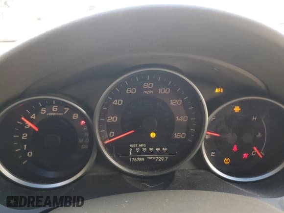 ✅ 2005 Acura RL • VIN: JH4KB16505C014576 • Lot: 87039005. Listed on Copart with 176,789 mi. Free auction sales archive from the USA and detailed vehicle history report at DreamBid. Image 9.