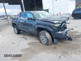 ✅ 2024 Toyota Tacoma SR5 • VIN: 3TYLB5JN5RT019124 • Lot: 43639162. Listed on IAAI with 28,239 mi. Free auction sales archive from the USA and detailed vehicle history report at DreamBid. Image 1.