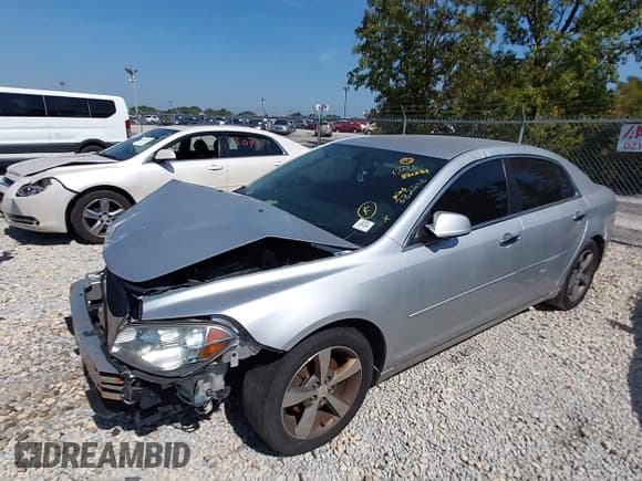 ✅ 2012 Chevrolet Malibu 2LT • VIN: 1G1ZD5EU4CF382208 • Лот: 43256461. Опубликован ранее на IAAI с пробегом 172 615 миль. Бесплатный доступ к архиву аукционных продаж из США и подробный отчёт об истории автомобиля на DreamBid. Изображение 2.