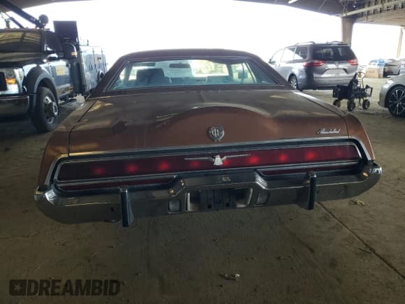 ✅ 1973 Ford Thunderbird • VIN: 3J87A203305 • Lot: 49832415. Wystawiony na Copart z przebiegiem 64 748 mil. Bezpłatny archiwum sprzedaży aukcyjnych z USA i szczegółowy raport historii pojazdu na DreamBid. Zdjęcie 6.