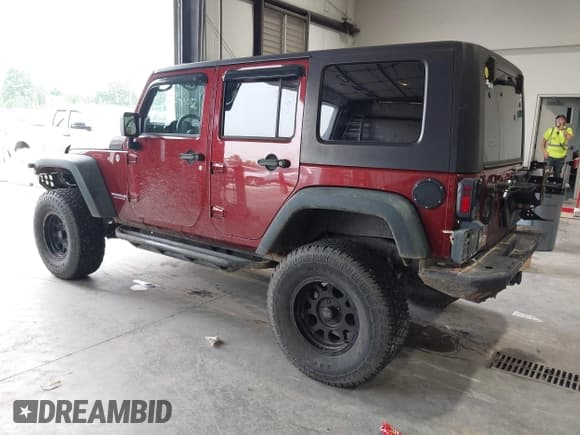 ✅ 2008 Jeep Wrangler Rubicon • VIN: 1J8GA69178L630840 • Lot: 42483010. Listed on IAAI with 145,196 mi. Free auction sales archive from the USA and detailed vehicle history report at DreamBid. Image 3.