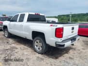 ✅ 2019 Chevrolet Silverado 1500 LT • VIN: 2GCVKPEC9K1148876 • Lot: 42435450. Wystawiony na IAAI z przebiegiem 92 026 mil. Bezpłatny archiwum sprzedaży aukcyjnych z USA i szczegółowy raport historii pojazdu na DreamBid. Zdjęcie 3.