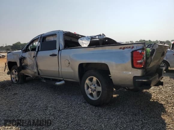 ✅ 2015 Chevrolet Silverado 2500HD LT • VIN: 1GC1KVEG0FF111137 • Lot: 59334755. Wystawiony na Copart z przebiegiem Nie podano. Bezpłatny archiwum sprzedaży aukcyjnych z USA i szczegółowy raport historii pojazdu na DreamBid. Zdjęcie 2.