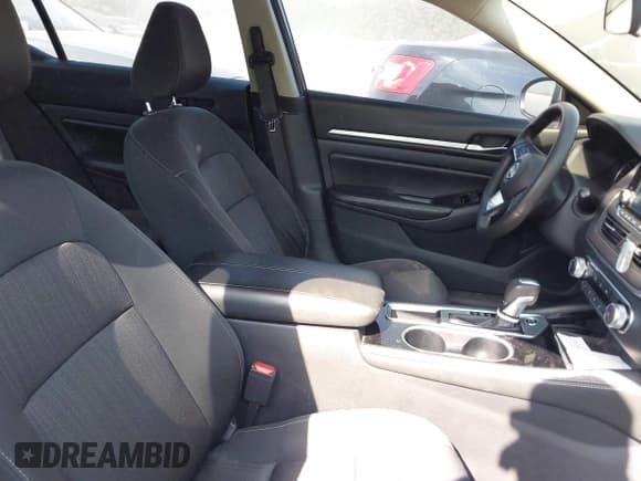 ✅ 2023 Nissan Altima SV • VIN: 1N4BL4DV7PN323493 • Lot: 43107656. Listed on IAAI with 69,272 mi. Free auction sales archive from the USA and detailed vehicle history report at DreamBid. Image 5.