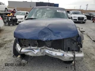 ✅ 2003 Chevrolet S-10 LS • VIN: 1GCCS19X438105059 • Лот: 70138894. Опубликован ранее на Copart с пробегом 162 978 миль. Бесплатный доступ к архиву аукционных продаж из США и подробный отчёт об истории автомобиля на DreamBid. Изображение 5.