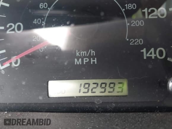 ✅ 2002 Hyundai Elantra GLS • VIN: KMHDN45D92U459802 • Lot: 42193533. Wystawiony na IAAI z przebiegiem 192 993 mil. Bezpłatny archiwum sprzedaży aukcyjnych z USA i szczegółowy raport historii pojazdu na DreamBid. Zdjęcie 7.