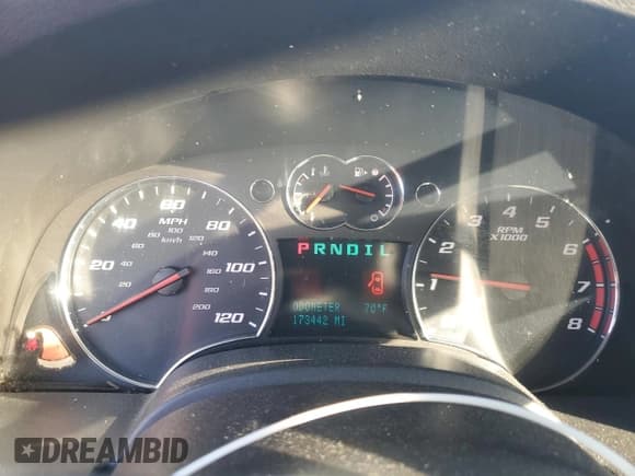 ✅ 2008 Chevrolet Equinox LT • VIN: 2CNDL33FX86009717 • Lot: 91877975. Wystawiony na Copart z przebiegiem 173 442 mil. Bezpłatny archiwum sprzedaży aukcyjnych z USA i szczegółowy raport historii pojazdu na DreamBid. Zdjęcie 9.