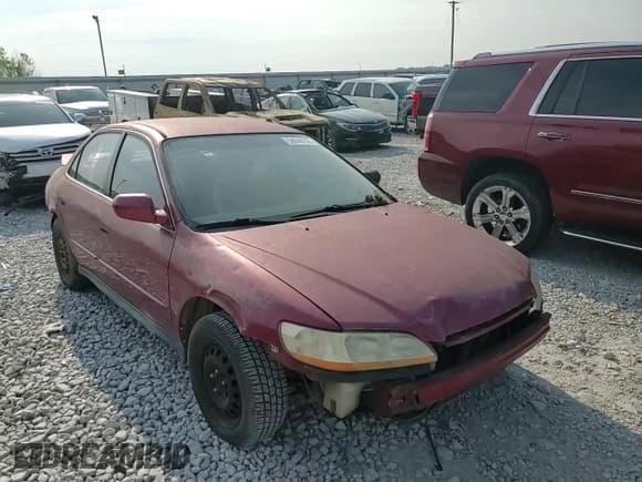✅ 2001 Honda Accord LX • VIN: 1HGCG16491A057030 • Лот: 58648705. Опубликован ранее на Copart с пробегом Не указан. Бесплатный доступ к архиву аукционных продаж из США и подробный отчёт об истории автомобиля на DreamBid. Изображение 13.