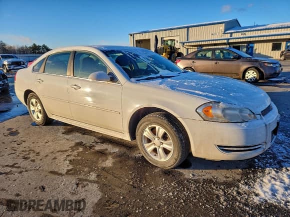 ✅ 2014 Chevrolet Impala LS • VIN: 2G1WA5E33E1125070 • Lot: 95118295. Listed on Copart with 86,756 mi. Free auction sales archive from the USA and detailed vehicle history report at DreamBid. Image 4.