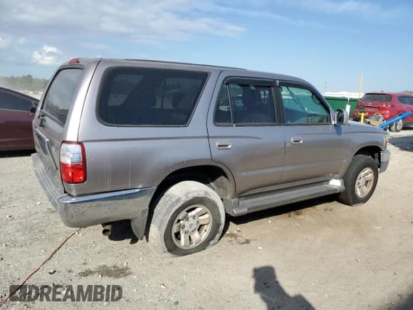 ✅ 2002 Toyota 4Runner SR5 • VIN: JT3GN86R320255902 • Лот: 91861945. Опубликован ранее на Copart с пробегом 312 331 миль. Бесплатный доступ к архиву аукционных продаж из США и подробный отчёт об истории автомобиля на DreamBid. Изображение 3.