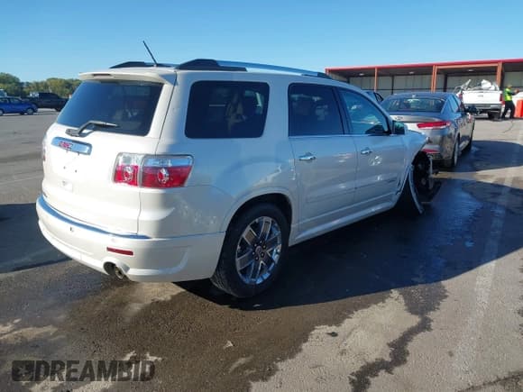 ✅ 2012 GMC Acadia Denali • VIN: 1GKKRTED4CJ296722 • Лот: 43490594. Опубликован ранее на IAAI с пробегом 109 886 миль. Бесплатный доступ к архиву аукционных продаж из США и подробный отчёт об истории автомобиля на DreamBid. Изображение 4.