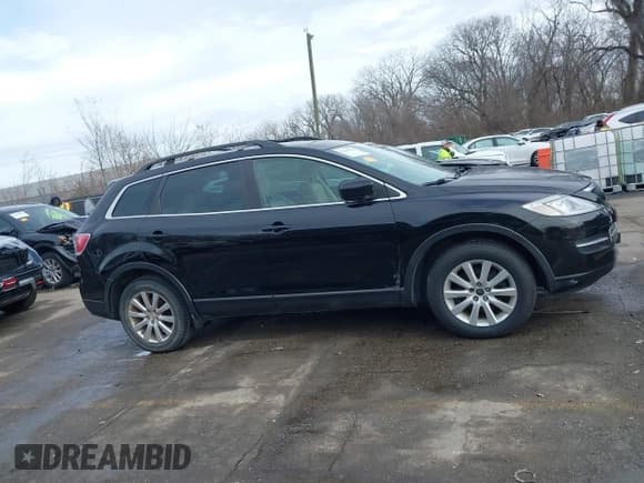 ✅ 2008 Mazda CX-9 Sport • VIN: JM3TB28A480129636 • Lot: 41111025. Wystawiony na IAAI z przebiegiem 223 075 mil. Bezpłatny archiwum sprzedaży aukcyjnych z USA i szczegółowy raport historii pojazdu na DreamBid. Zdjęcie 14.