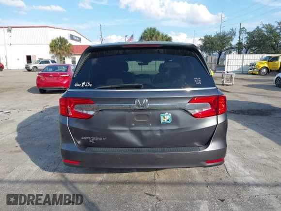 ✅ 2018 Honda Odyssey EX-L • VIN: 5FNRL6H77JB060377 • Лот: 43804881. Опубликован ранее на IAAI с пробегом 140 045 миль. Бесплатный доступ к архиву аукционных продаж из США и подробный отчёт об истории автомобиля на DreamBid. Изображение 16.