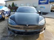 ✅ 2023 Tesla Model S Plaid • VIN: 5YJSA1E63PF515997 • Лот: 62582935. Опубликован ранее на Copart с пробегом 41 296 миль. Бесплатный доступ к архиву аукционных продаж из США и подробный отчёт об истории автомобиля на DreamBid. Изображение 5.