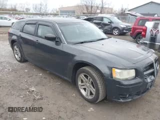 ✅ 2008 Dodge Magnum SXT • VIN: 2D4FV37VX8H225695 • Lot: 42037741. Listed on IAAI with 196,099 mi. Free auction sales archive from the USA and detailed vehicle history report at DreamBid. Image 1.