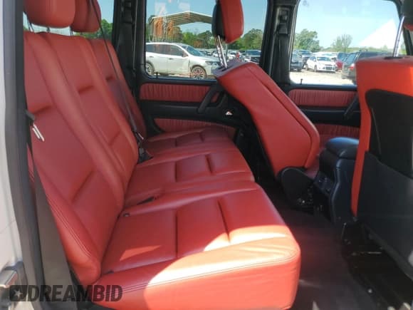 ✅ 2016 Mercedes-Benz G 550 • VIN: WDCYC3KF9GX251236 • Лот: 51465465. Опубликован ранее на Copart с пробегом 93 772 миль. Бесплатный доступ к архиву аукционных продаж из США и подробный отчёт об истории автомобиля на DreamBid. Изображение 11.