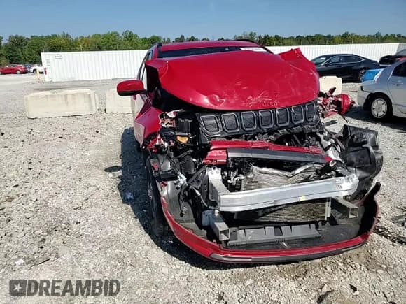 ✅ 2022 Jeep Compass Limited • VIN: 3C4NJDCB2NT212027 • Lot: 86128845. Wystawiony na Copart z przebiegiem Nie podano. Bezpłatny archiwum sprzedaży aukcyjnych z USA i szczegółowy raport historii pojazdu na DreamBid. Zdjęcie 14.