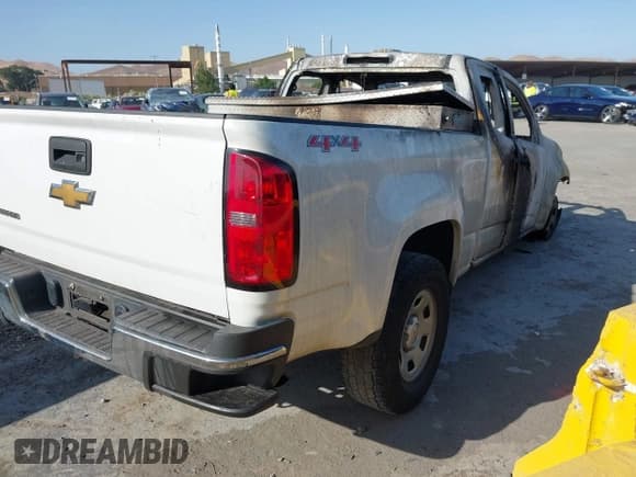 ✅ 2017 Chevrolet Colorado 4WD Work Truck • VIN: 1GCHTBEA7H1180316 • Лот: 42418651. Опубликован ранее на IAAI с пробегом Не указан. Бесплатный доступ к архиву аукционных продаж из США и подробный отчёт об истории автомобиля на DreamBid. Изображение 4.