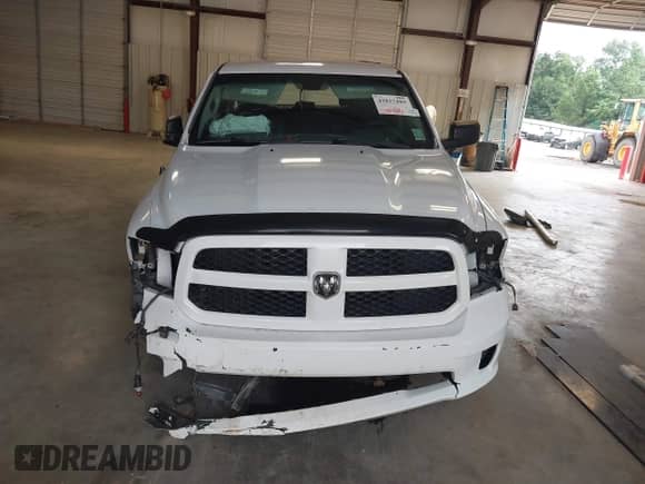 2014 Ram 1500 Tradesman z VIN 1C6RR6KG3ES480709, wystawiony jako IAAI lot #42817489 z przebiegiem 170 425 mil mil oraz . Historia ofert i sprzedaży dostępna na DreamBid. Obrazek 13.