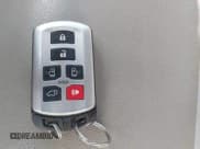 ✅ 2017 Toyota Sienna XLE Auto Access Seat • VIN: 5TDYZ3DCXHS801591 • Lot: 42724706. Listed on IAAI with 197,582 mi. Free auction sales archive from the USA and detailed vehicle history report at DreamBid. Image 11.