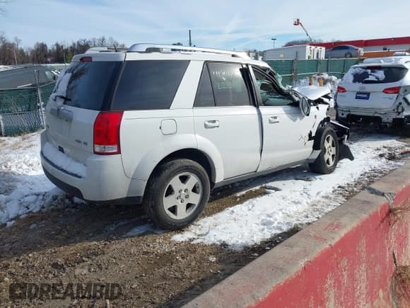 ✅ 2007 Saturn VUE V6 • VIN: 5GZCZ63427S821554 • Lot: 41285509. Wystawiony na IAAI z przebiegiem 77 740 mil. Bezpłatny archiwum sprzedaży aukcyjnych z USA i szczegółowy raport historii pojazdu na DreamBid. Zdjęcie 4.