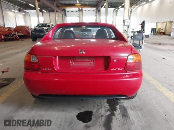 ✅ 1994 Honda del Sol S • VIN: JHMEG1140RS005031 • Лот: 42261794. Опубликован ранее на IAAI с пробегом 112 498 миль. Бесплатный доступ к архиву аукционных продаж из США и подробный отчёт об истории автомобиля на DreamBid. Изображение 16.