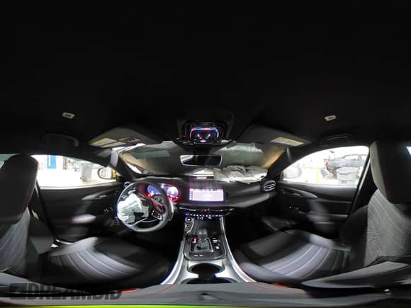 2024 Dodge Hornet R/T z VIN ZACPDFCW4R3A12088, wystawiony jako Copart lot #52515655 z przebiegiem 21 696 mil mil oraz Szkoda całkowita • Salvage title. Historia ofert i sprzedaży dostępna na DreamBid. Obrazek 15.