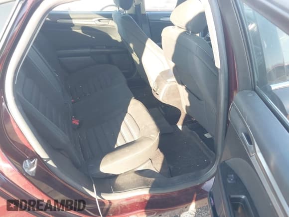 ✅ 2017 Ford Fusion SE • VIN: 3FA6P0H79HR203221 • Lot: 43671190. Wystawiony na IAAI z przebiegiem 160 689 mil. Bezpłatny archiwum sprzedaży aukcyjnych z USA i szczegółowy raport historii pojazdu na DreamBid. Zdjęcie 8.