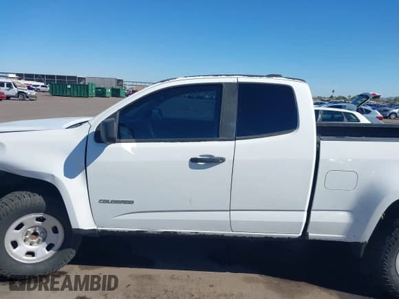 ✅ 2016 Chevrolet Colorado 2WD WT • VIN: 1GCHSBEA1G1226501 • Lot: 43605440. Listed on IAAI with 177,320 mi. Free auction sales archive from the USA and detailed vehicle history report at DreamBid. Image 15.
