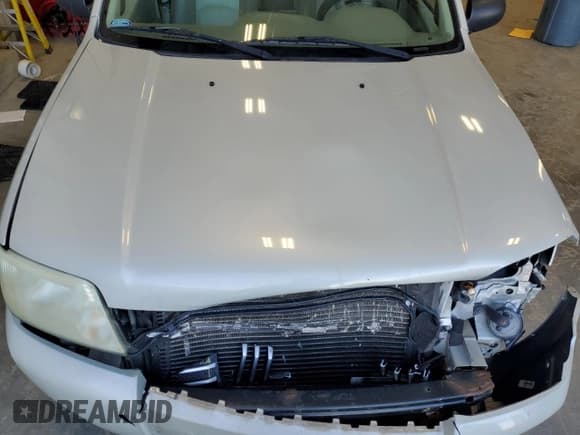 ✅ 2007 Mercury Mariner Premier • VIN: 4M2CU971X7KJ03424 • Lot: 51340895. Listed on Copart with 185,576 mi. Free auction sales archive from the USA and detailed vehicle history report at DreamBid. Image 11.