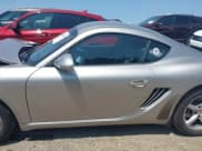 ✅ 2012 Porsche Cayman • VIN: WP0AA2A86CS760234 • Lot: 42391800. Wystawiony na IAAI z przebiegiem 151 913 mil. Bezpłatny archiwum sprzedaży aukcyjnych z USA i szczegółowy raport historii pojazdu na DreamBid. Zdjęcie 14.