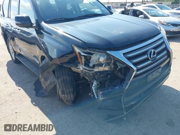 ✅ 2014 Lexus GX 460 • VIN: JTJBM7FX3E5075647 • Lot: 42234487. Listed on IAAI with 229,505 mi. Free auction sales archive from the USA and detailed vehicle history report at DreamBid. Image 6.
