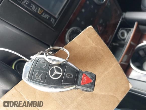 ✅ 2010 Mercedes-Benz M 350 • VIN: 4JGBB8GB6AA580872 • Лот: 43316999. Опубликован ранее на IAAI с пробегом 165 784 миль. Бесплатный доступ к архиву аукционных продаж из США и подробный отчёт об истории автомобиля на DreamBid. Изображение 11.