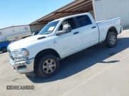 ✅ 2024 Ram 2500 Big Horn • VIN: 3C6UR5DL6RG125089 • Лот: 43172203. Опубликован ранее на IAAI с пробегом 51 595 миль. Бесплатный доступ к архиву аукционных продаж из США и подробный отчёт об истории автомобиля на DreamBid. Изображение 17.