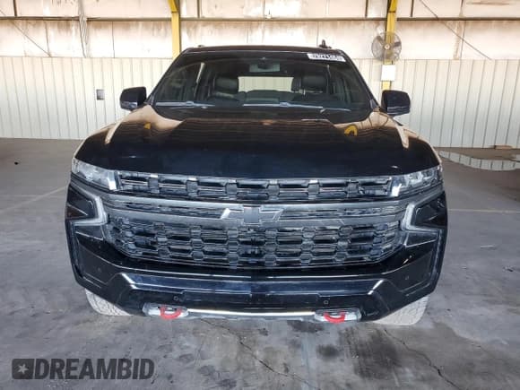 ✅ 2022 Chevrolet Suburban Z71 • VIN: 1GNSKDKD7NR249707 • Lot: 79271484. Wystawiony na Copart z przebiegiem 73 680 mil. Bezpłatny archiwum sprzedaży aukcyjnych z USA i szczegółowy raport historii pojazdu na DreamBid. Zdjęcie 5.