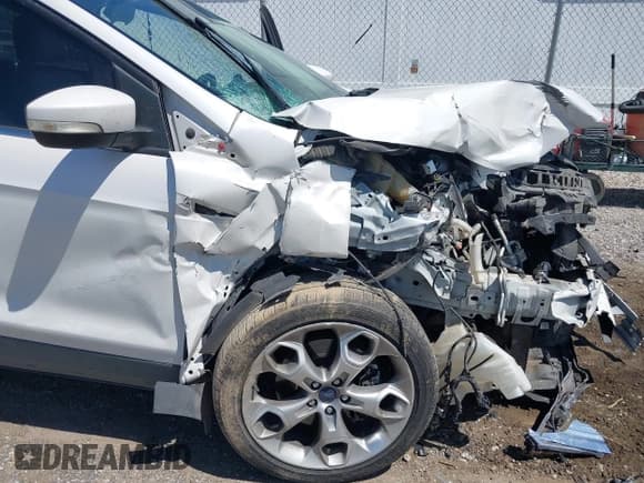 ✅ 2015 Ford Escape Titanium • VIN: 1FMCU0J98FUB63295 • Lot: 42007554. Listed on IAAI with 137,061 mi. Free auction sales archive from the USA and detailed vehicle history report at DreamBid. Image 6.