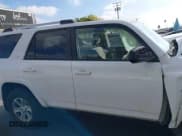 ✅ 2022 Toyota 4Runner SR5 • VIN: JTEEU5JR1N5264922 • Lot: 43354766. Listed on IAAI with 80,205 mi. Free auction sales archive from the USA and detailed vehicle history report at DreamBid. Image 14.