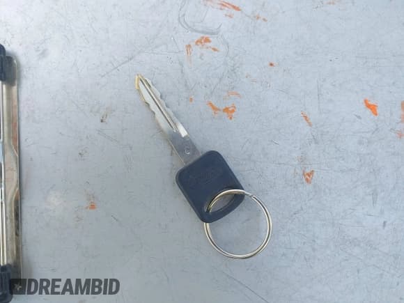 ✅ 2002 Ford F-250 XL • VIN: 1FTNX21L72EB65572 • Lot: 42411813. Listed on IAAI with 238,523 mi. Free auction sales archive from the USA and detailed vehicle history report at DreamBid. Image 11.