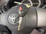 ✅ 2006 Toyota RAV4 Limited • VIN: JTMBD31V865007315 • Lot: 43697771. Listed on IAAI with 231,801 mi. Free auction sales archive from the USA and detailed vehicle history report at DreamBid. Image 11.