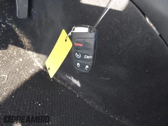 ✅ 2022 Chrysler 300 Touring L • VIN: 2C3CCADG6NH127361 • Лот: 43281503. Опубликован ранее на IAAI с пробегом 26 497 миль. Бесплатный доступ к архиву аукционных продаж из США и подробный отчёт об истории автомобиля на DreamBid. Изображение 11.