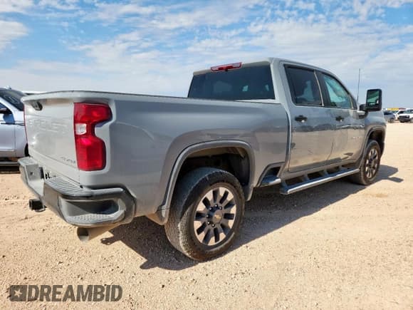 ✅ 2025 Chevrolet Silverado 2500HD Custom • VIN: 1GC4KMEY6SF208109 • Лот: 84414735. Опубликован ранее на Copart с пробегом 16 670 миль. Бесплатный доступ к архиву аукционных продаж из США и подробный отчёт об истории автомобиля на DreamBid. Изображение 3.