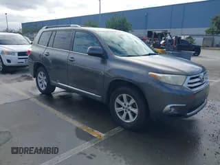 ✅ 2012 Toyota Highlander • VIN: 5TDZK3EH7CS070842 • Lot: 43733173. Listed on IAAI with 149,776 mi. Free auction sales archive from the USA and detailed vehicle history report at DreamBid. Image 1.