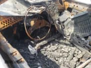 ✅ 1985 Cadillac Seville • VIN: 1G6KS6988FE825863 • Lot: 52723115. Wystawiony na Copart z przebiegiem Nie podano. Bezpłatny archiwum sprzedaży aukcyjnych z USA i szczegółowy raport historii pojazdu na DreamBid. Zdjęcie 8.