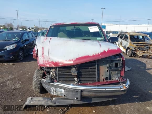 ✅ 1995 GMC Sierra 1500 • VIN: 2GTEC19K1S1571236 • Lot: 42096998. Wystawiony na IAAI z przebiegiem 195 722 mil. Bezpłatny archiwum sprzedaży aukcyjnych z USA i szczegółowy raport historii pojazdu na DreamBid. Zdjęcie 12.