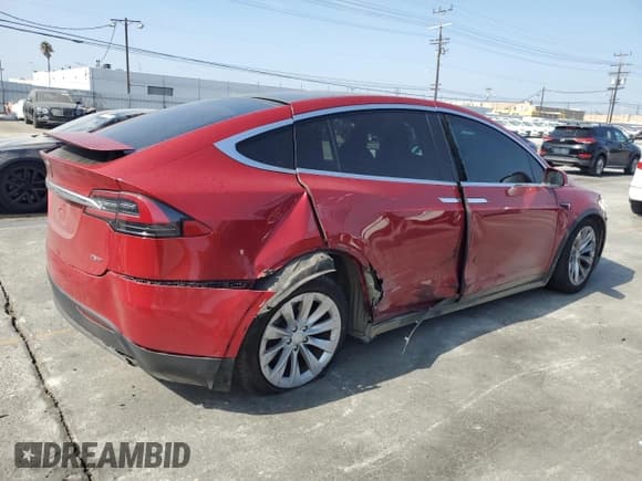 ✅ 2017 Tesla Model X 90D • VIN: 5YJXCDE21HF068943 • Lot: 85755345. Listed on Copart with 93,363 mi. Free auction sales archive from the USA and detailed vehicle history report at DreamBid. Image 3.