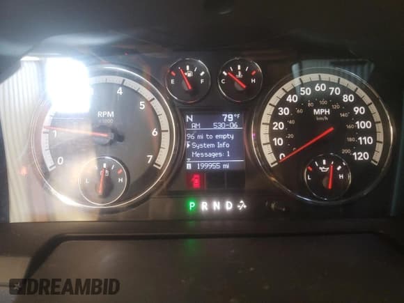 ✅ 2009 Dodge 1500 Laramie • VIN: 1D3HV13T79S779924 • Lot: 61179545. Wystawiony na Copart z przebiegiem 199 955 mil. Bezpłatny archiwum sprzedaży aukcyjnych z USA i szczegółowy raport historii pojazdu na DreamBid. Zdjęcie 9.