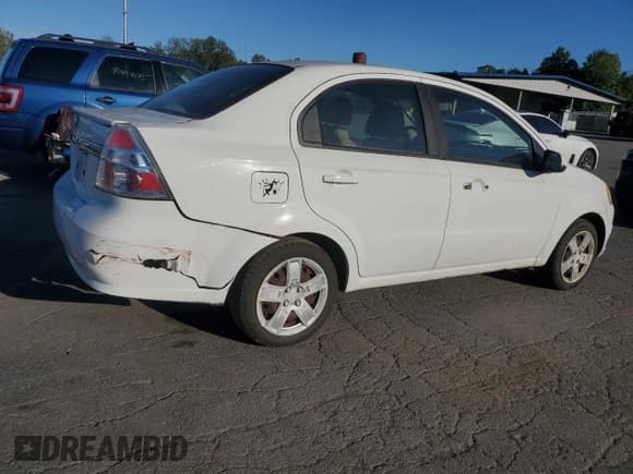 ✅ 2011 Chevrolet Aveo 2LT • VIN: KL1TG5DE6BB119360 • Lot: 80025585. Listed on Copart with 177,431 mi. Free auction sales archive from the USA and detailed vehicle history report at DreamBid. Image 3.